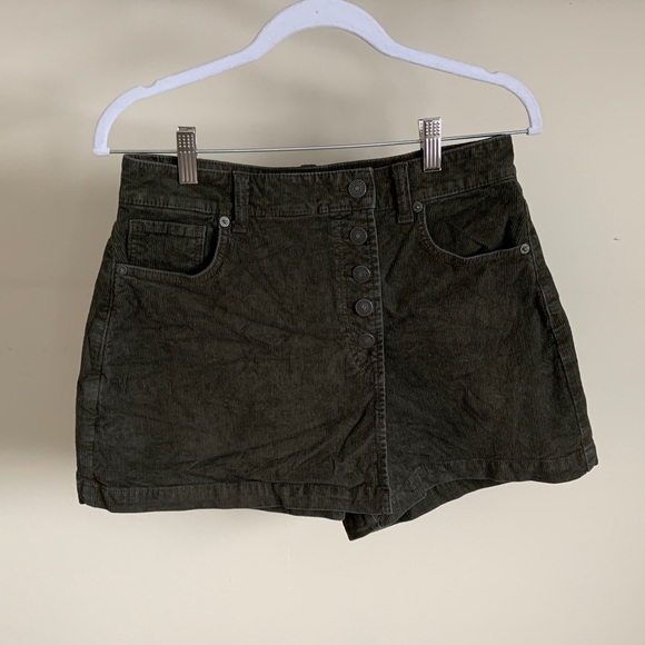 American Eagle Outfitters Pants - American Eagle Outfitters Olive Corduroy Skort size 6